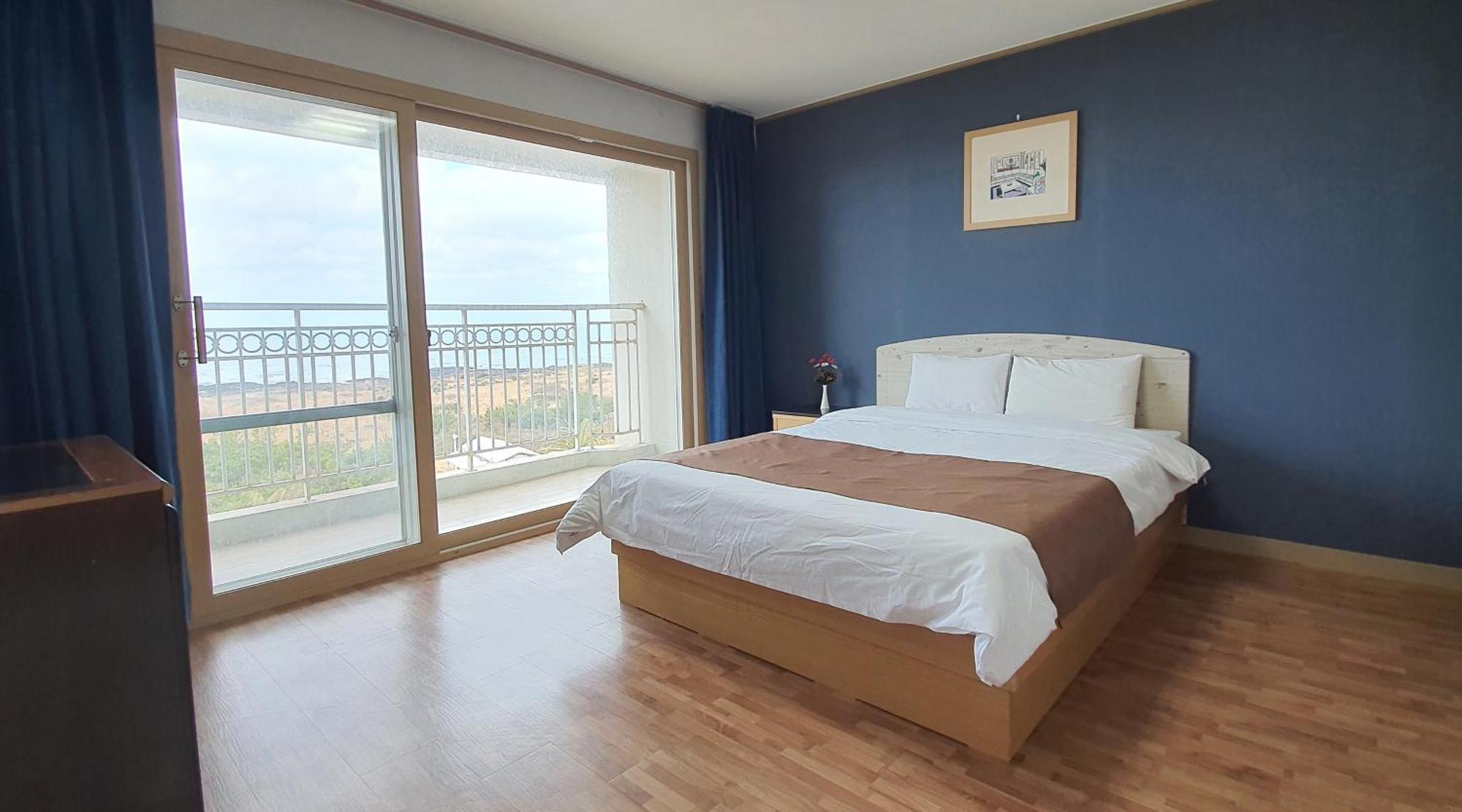 Blue Hawaii Resort Jeju Room photo